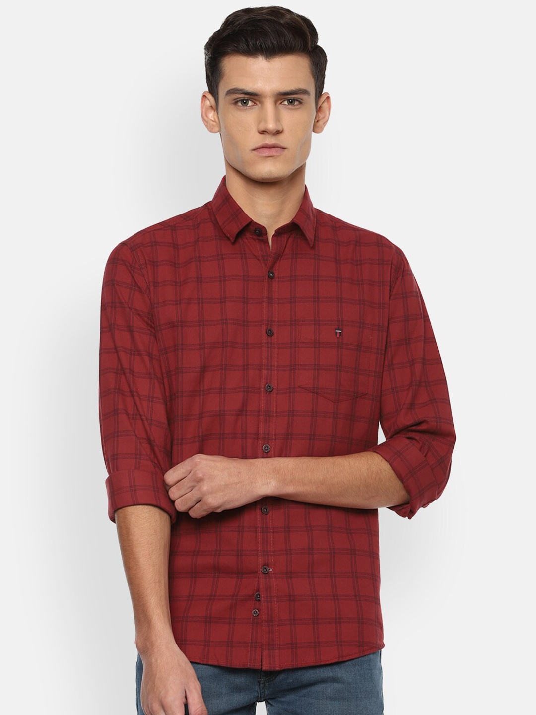 

Louis Philippe Sport Men Red Slim Fit Checked Pure Cotton Casual Shirt