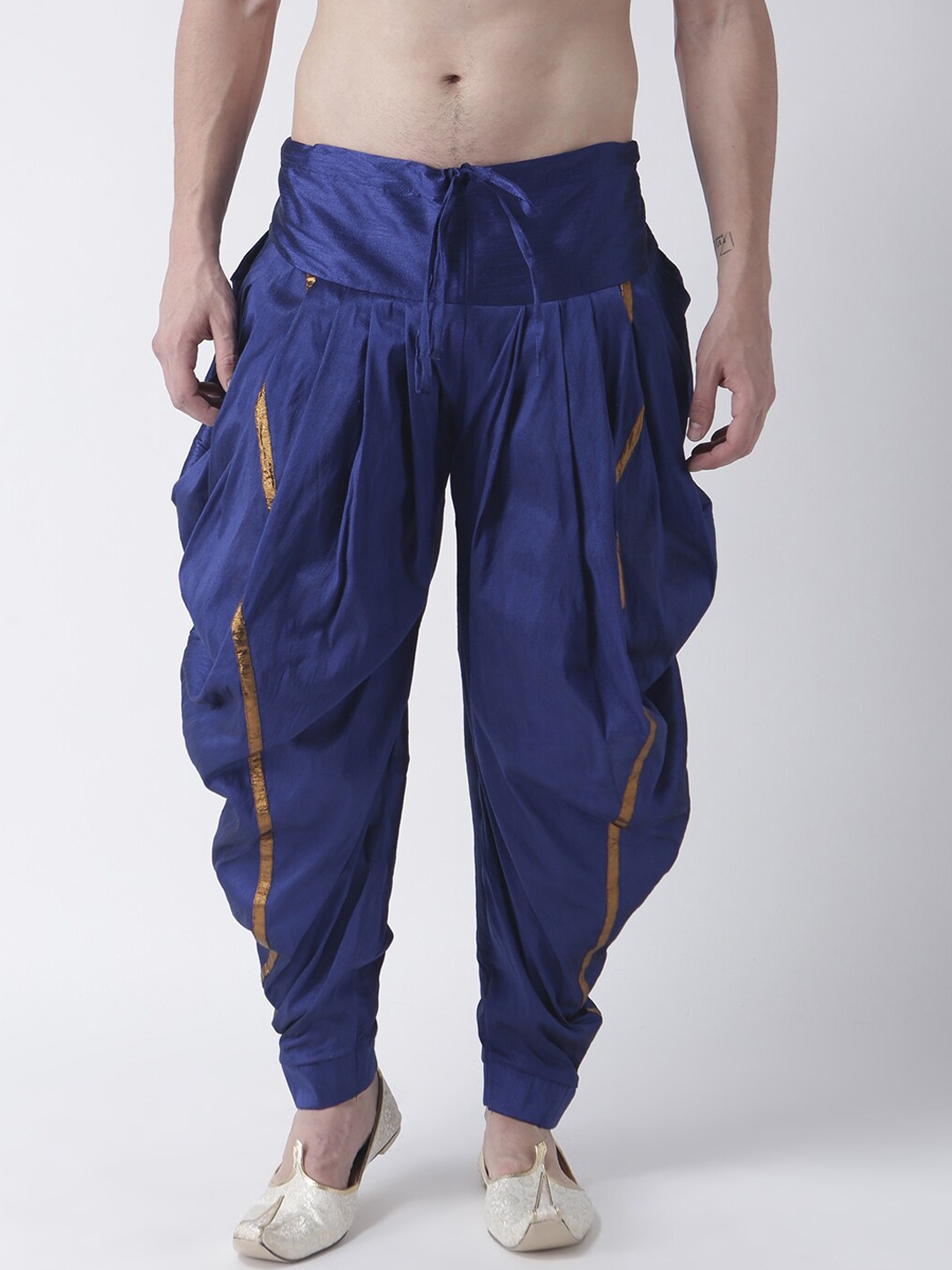 

DEYANN Men Blue Solid Dhoti Pants