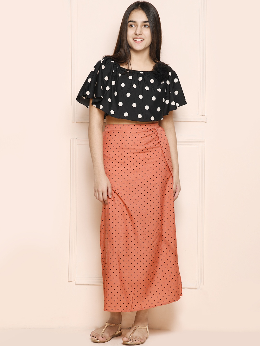 

LilPicks Girls Black & Brown Polka Dots Printed Skirt Set