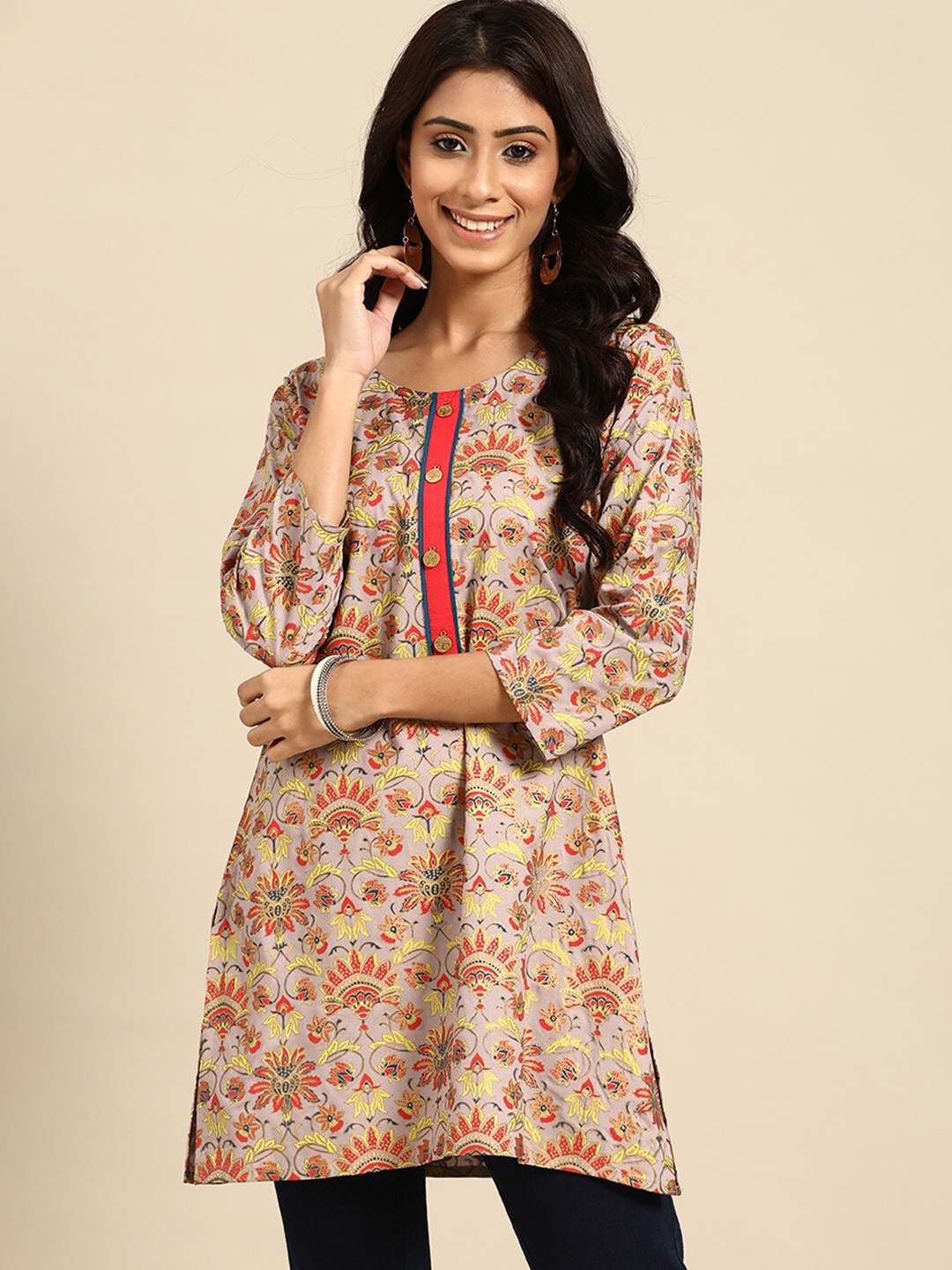 

RANGMAYEE Beige & Red Floral Block Printed Pure Cotton Kurti