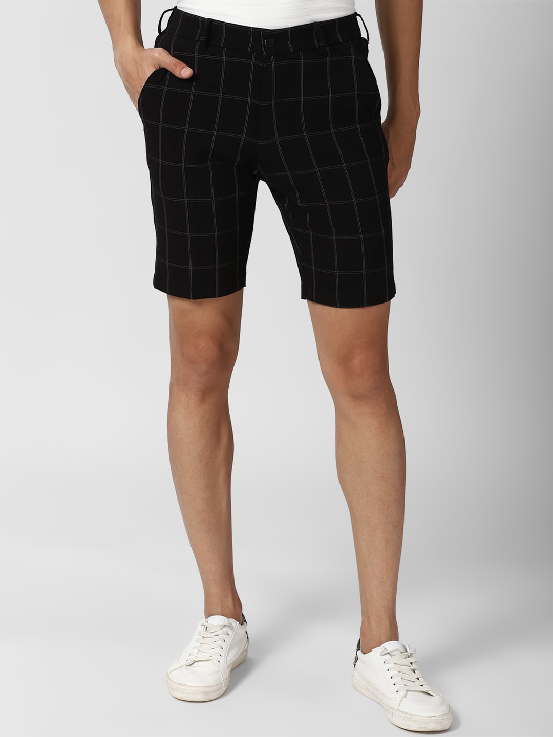 

Peter England Men Black & White Checked Slim Fit Shorts