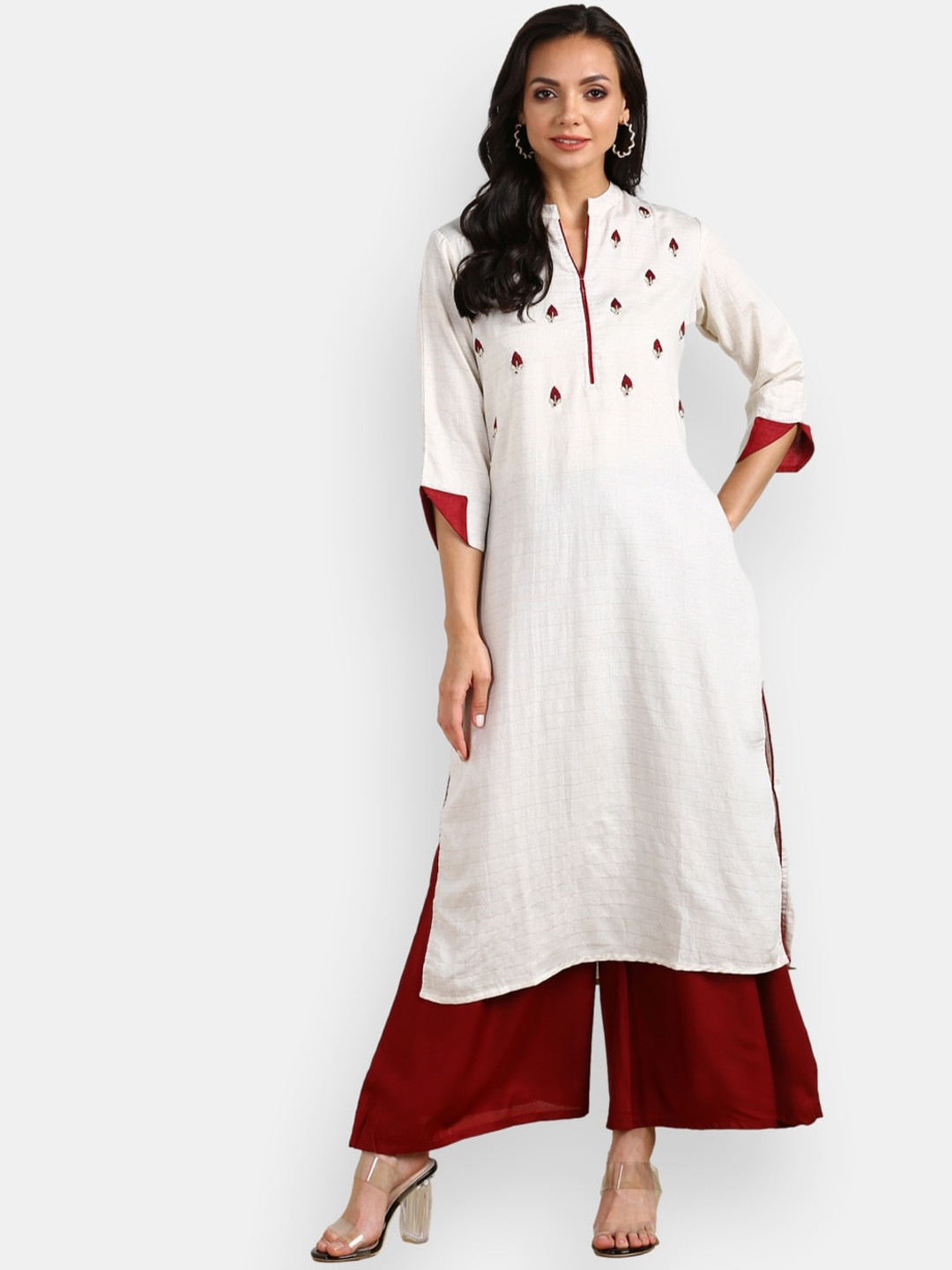 

VEDANA Women Beige Floral Embroidered Thread Work Kurta