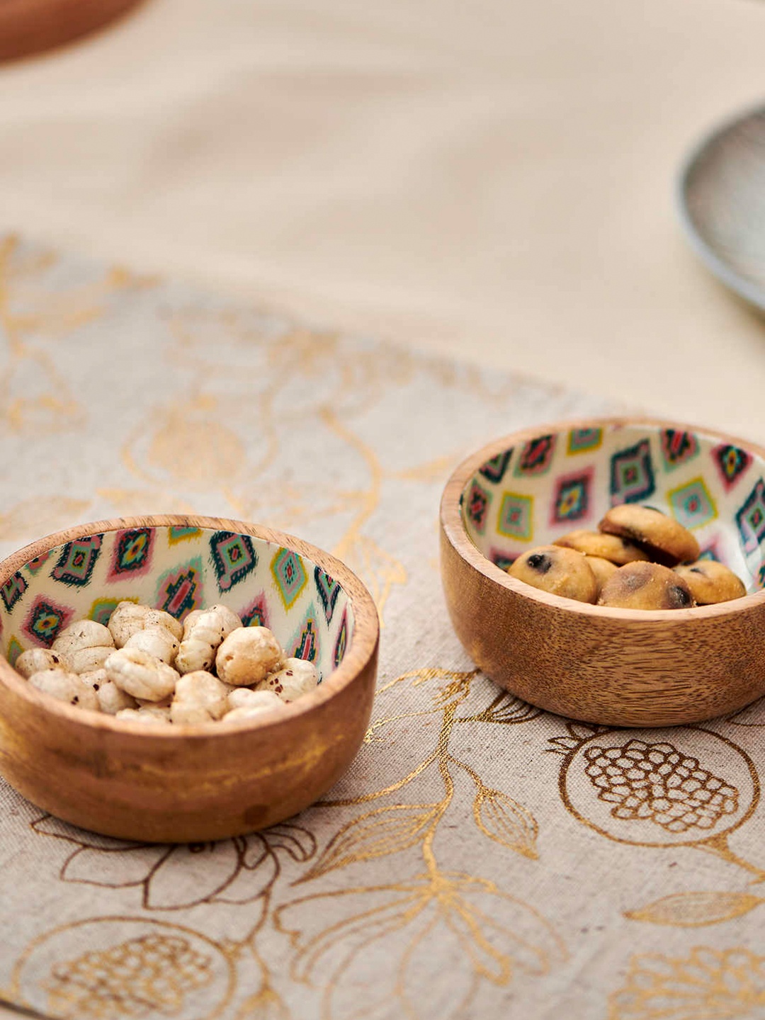 

Chumbak Set of 2 Off White & Brown Ethnic Motifs Printed Matte Bowls