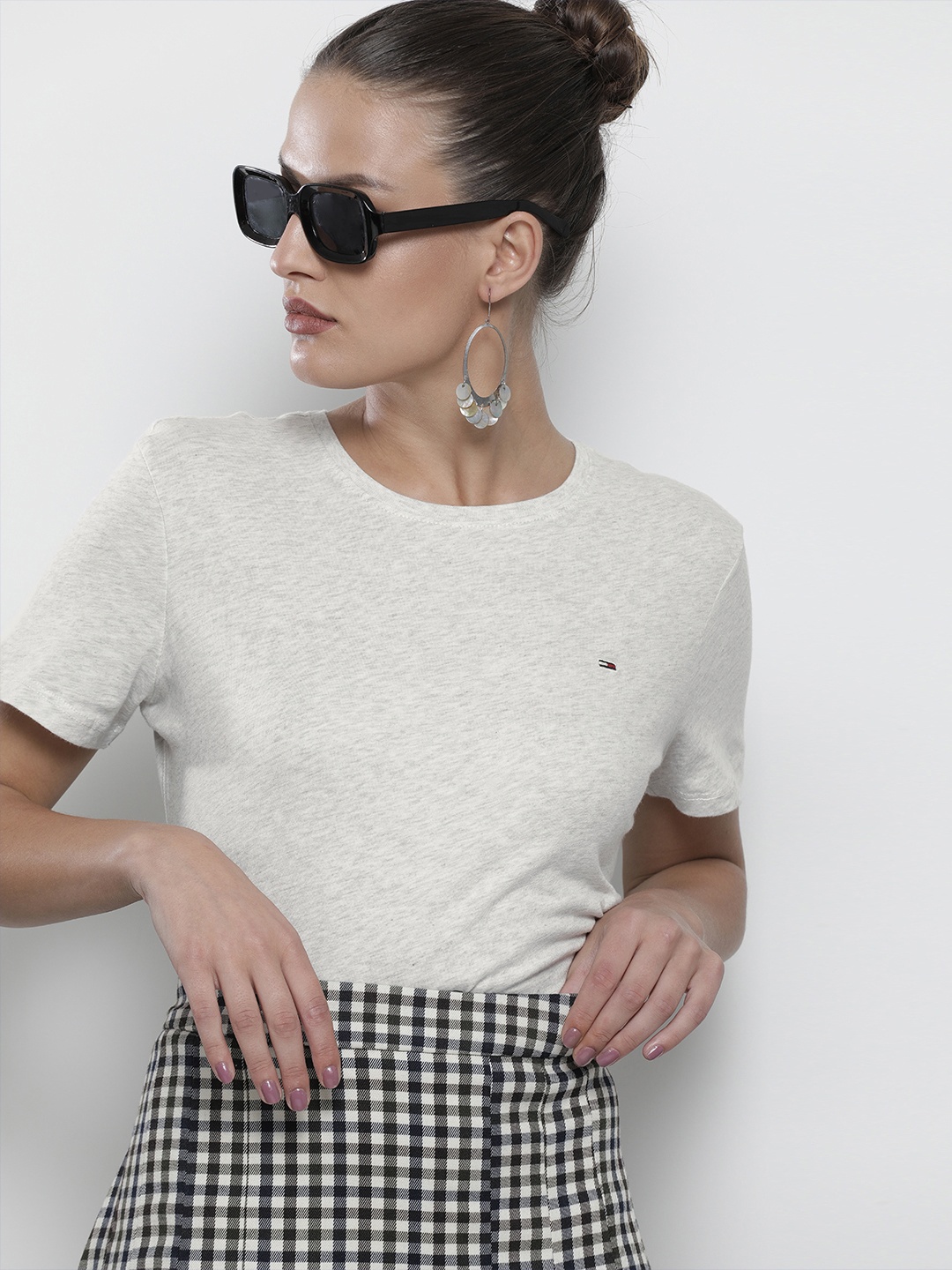 

Tommy Hilfiger Women Grey Slim Fit T-shirt
