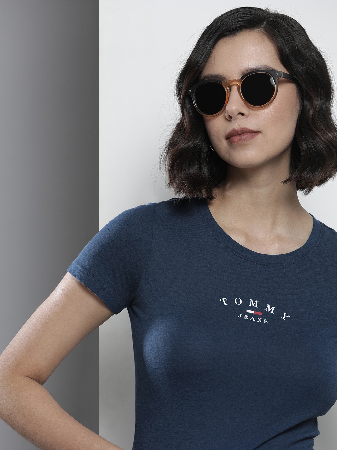 

Tommy Hilfiger Women Navy Blue Brand Logo Printed Skinny Fit T-shirt