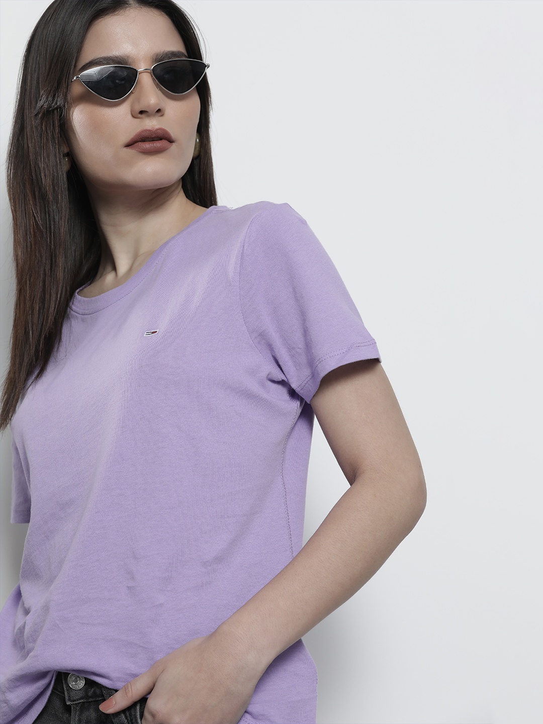 

Tommy Hilfiger Women Purple Solid Slim Fit T-shirt