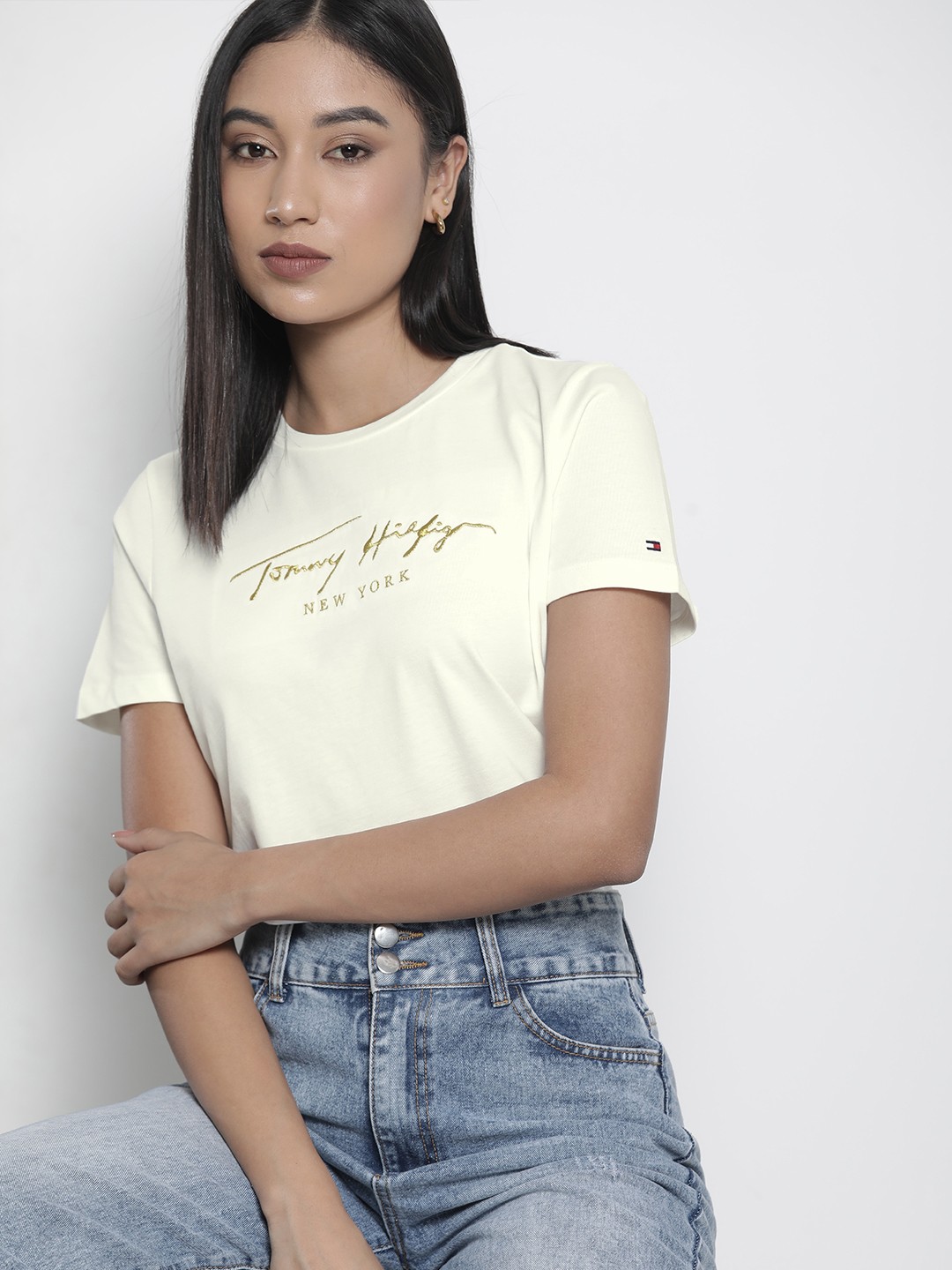 

Tommy Hilfiger Women White & Olive Green Printed T-shirt