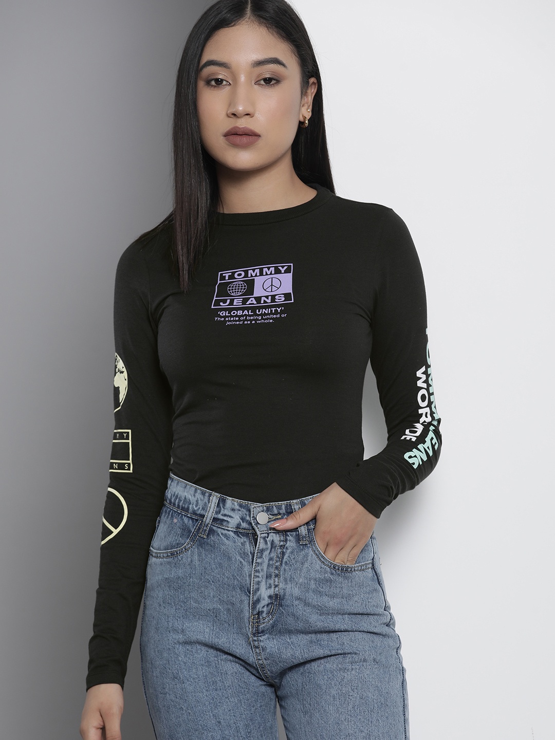 

Tommy Hilfiger Women Black Printed Bodysuit