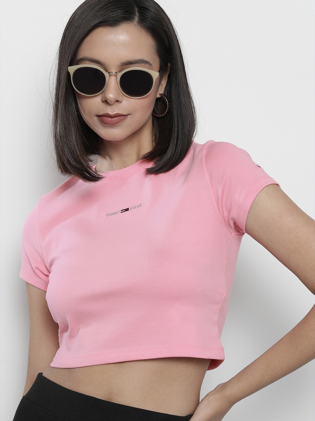 

Tommy Hilfiger Women Pink Embroidered Round-Neck Crop T-shirt