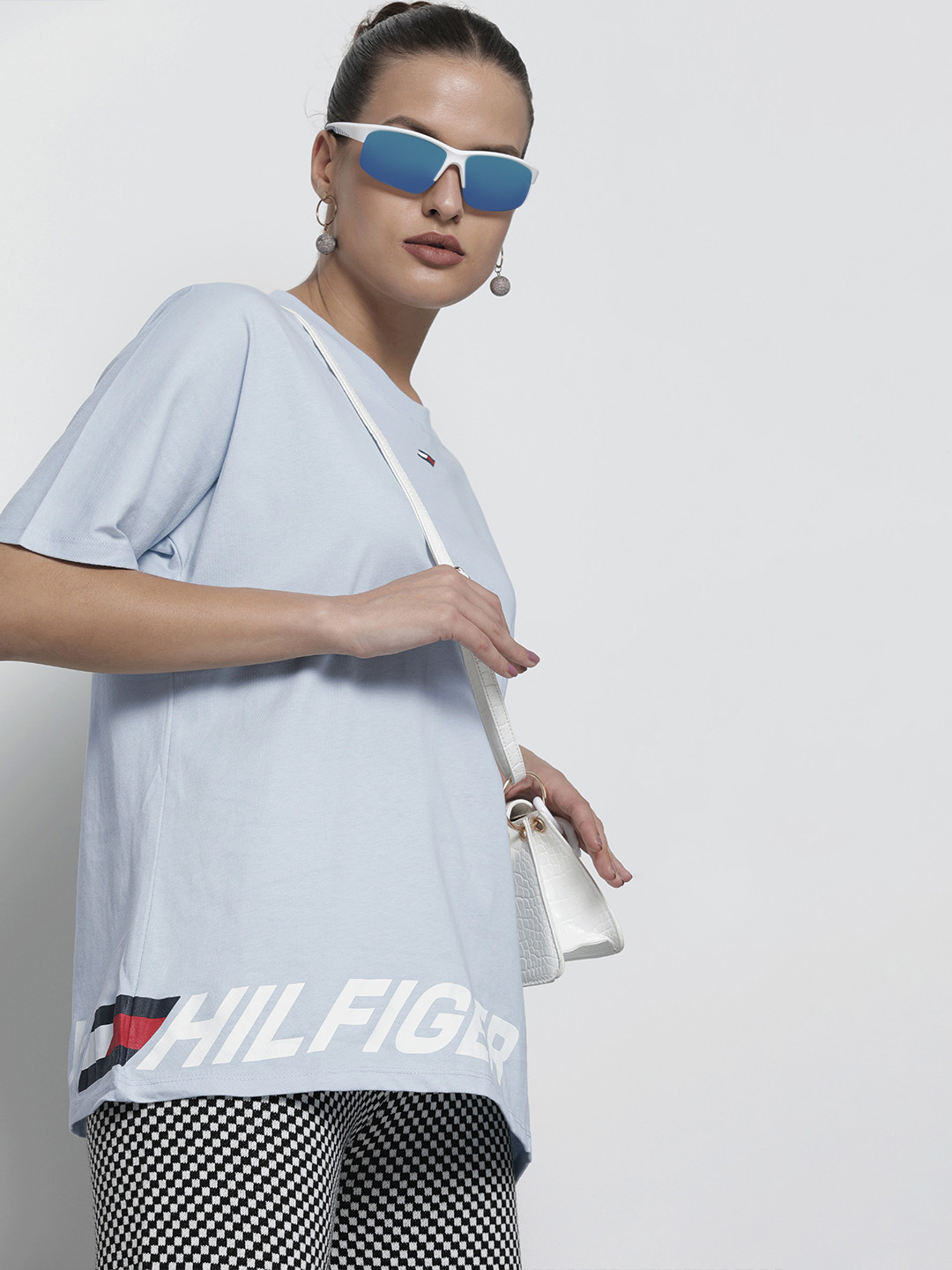 

Tommy Hilfiger Women Blue Brand Logo Printed Pure Cotton T-shirt
