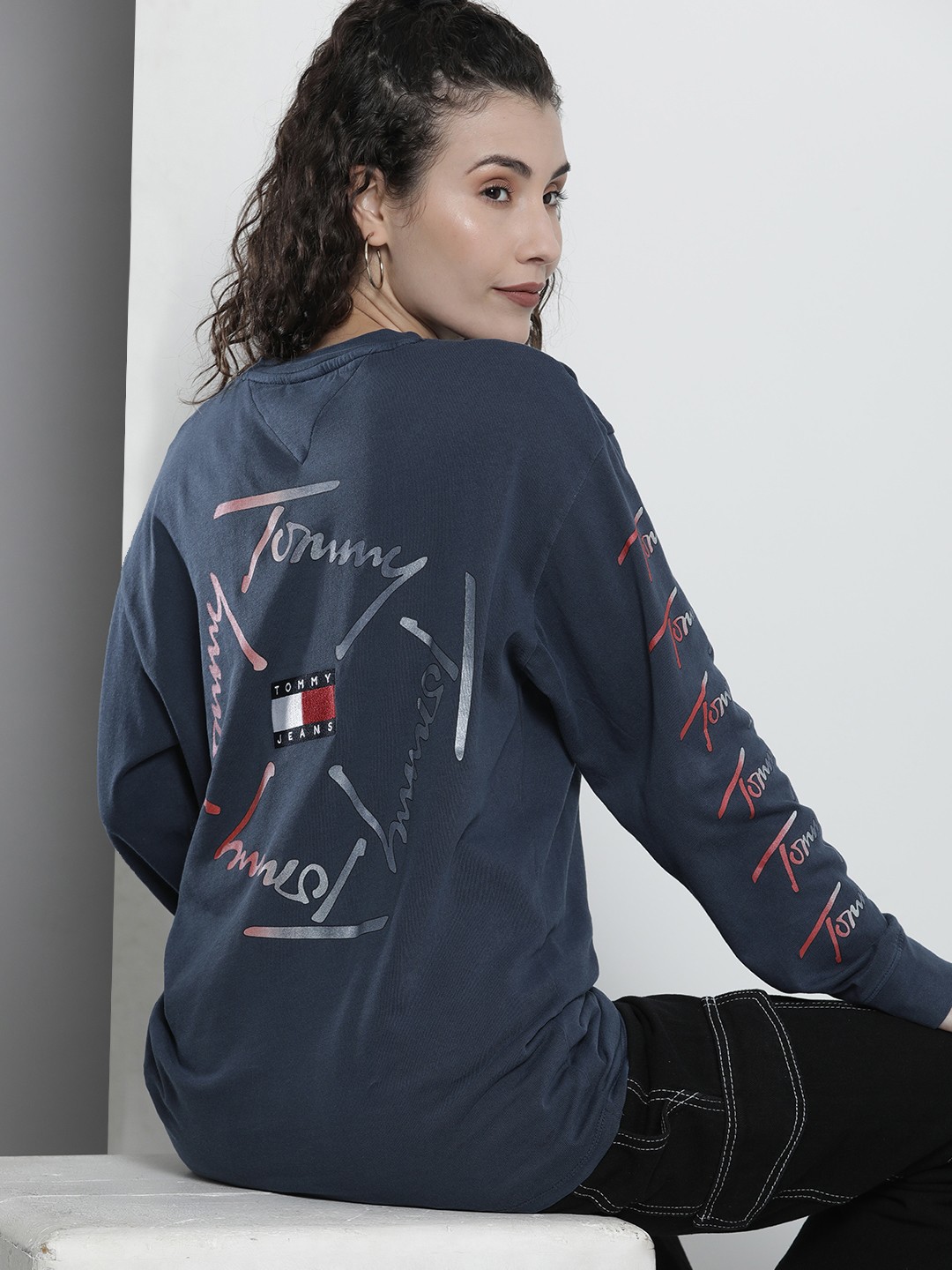 

Tommy Hilfiger Women Blue Printed T-shirt