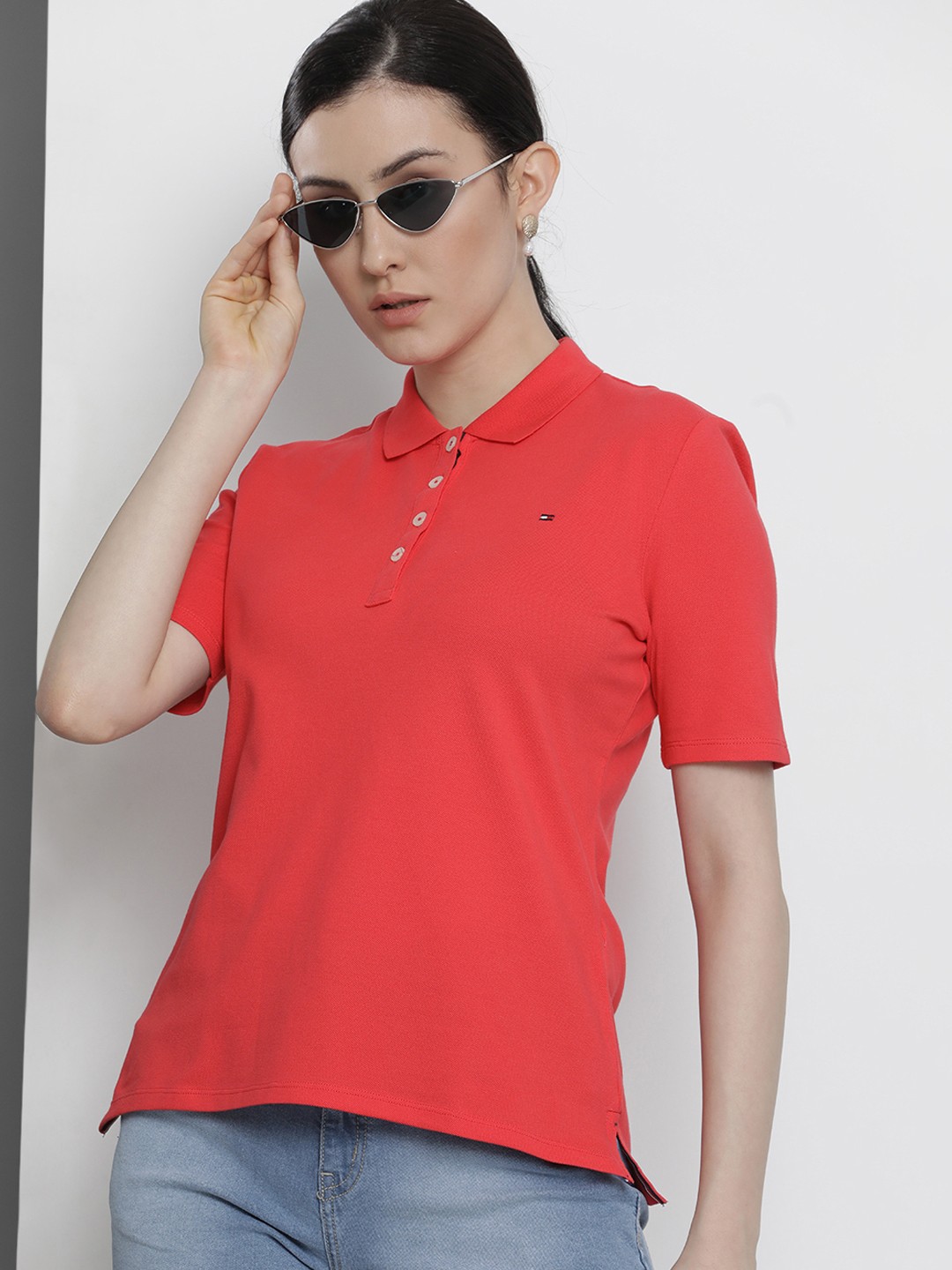 

Tommy Hilfiger Women Red Solid Polo Collar Casual T-shirt