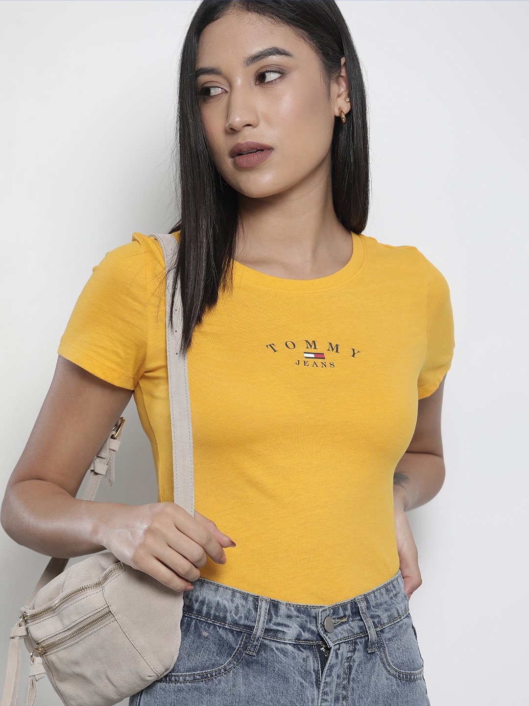 

Tommy Hilfiger Women Yellow Printed Slim Fit T-shirt with Printed Detail