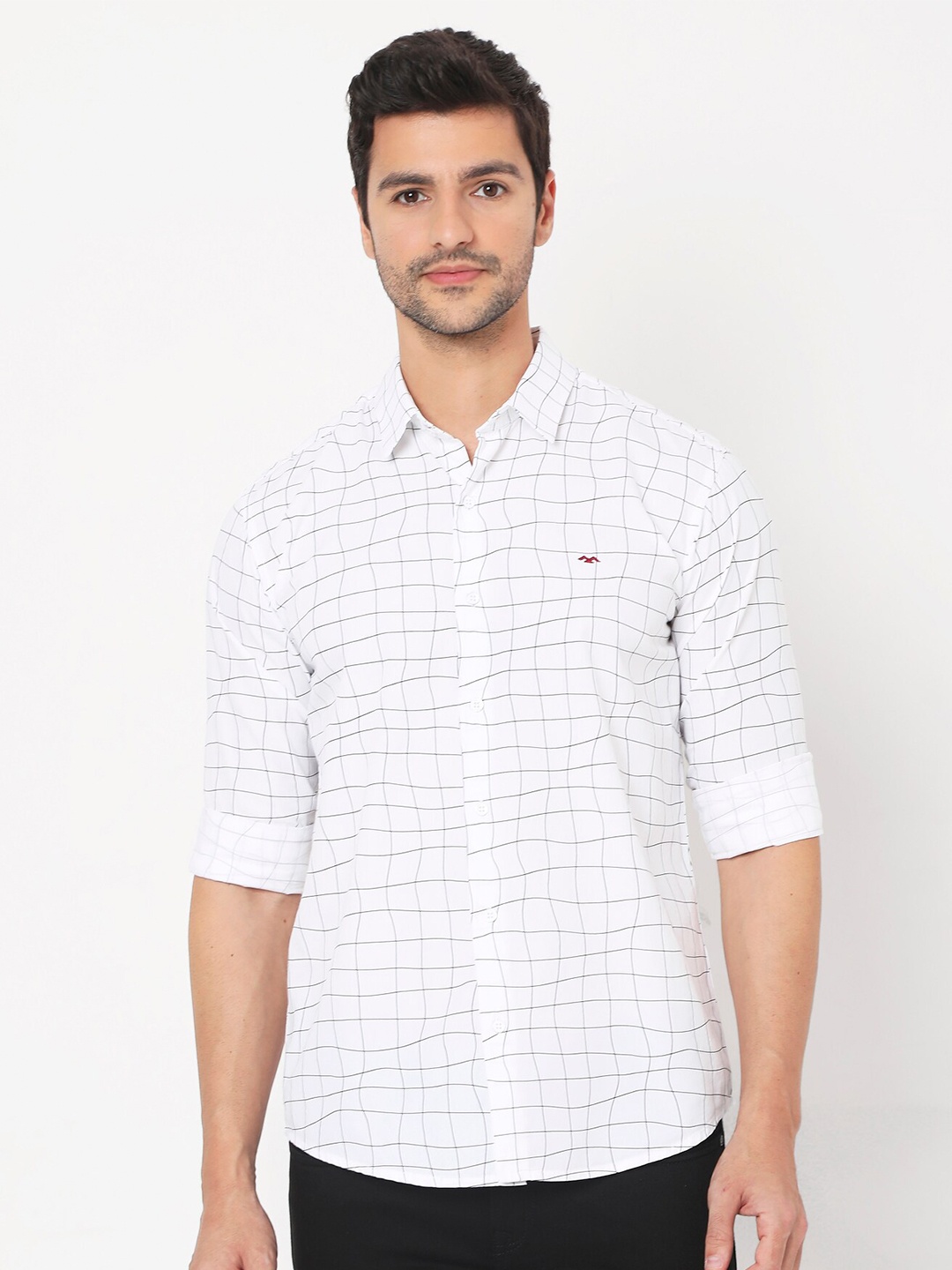 

Mufti Men White Slim Fit Checked Pure Cotton Casual Shirt