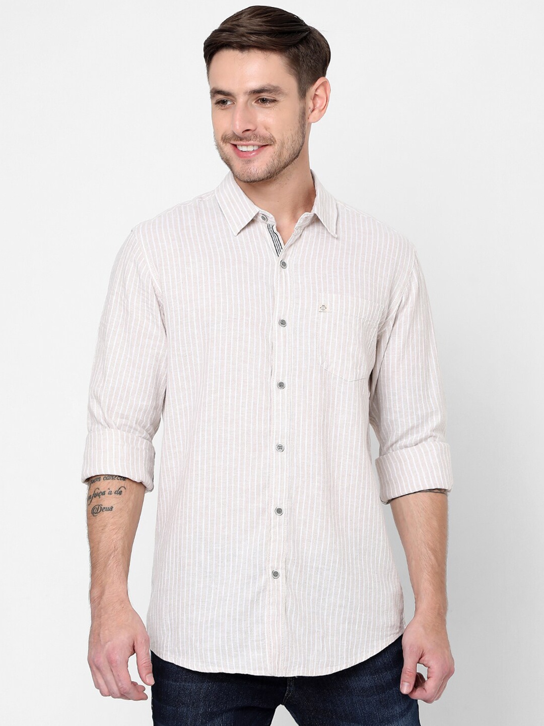 

Mufti Men Beige Slim Fit Striped Casual Shirt