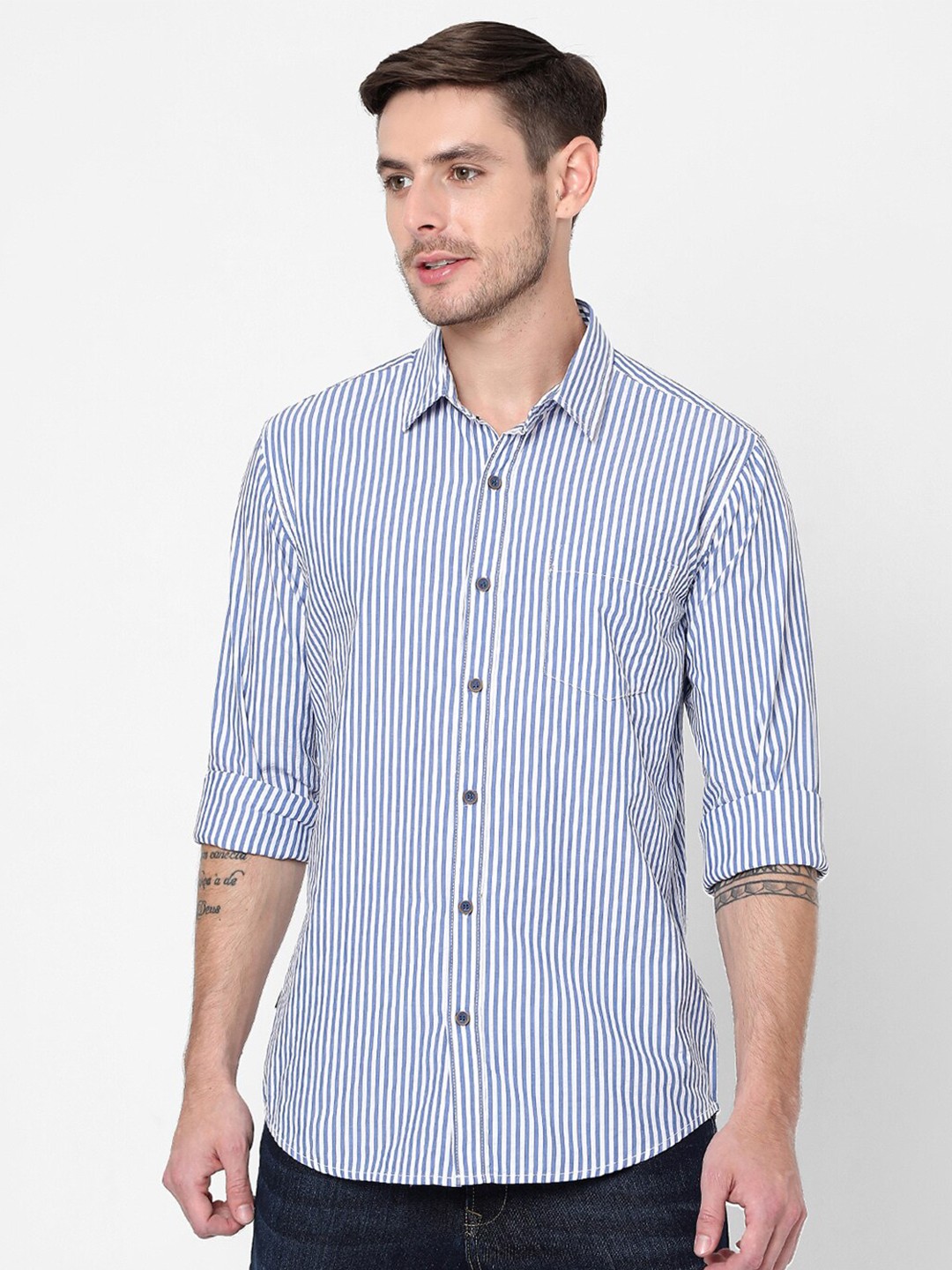 

Mufti Men White Slim Fit Striped Casual Shirt