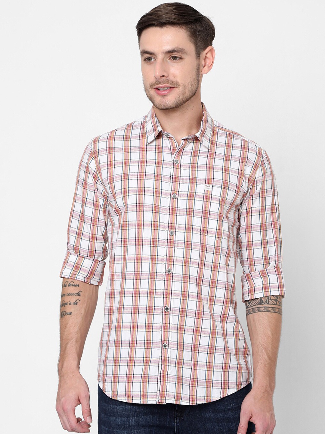 

Mufti Men White Slim Fit Checked Pure Cotton Casual Shirt