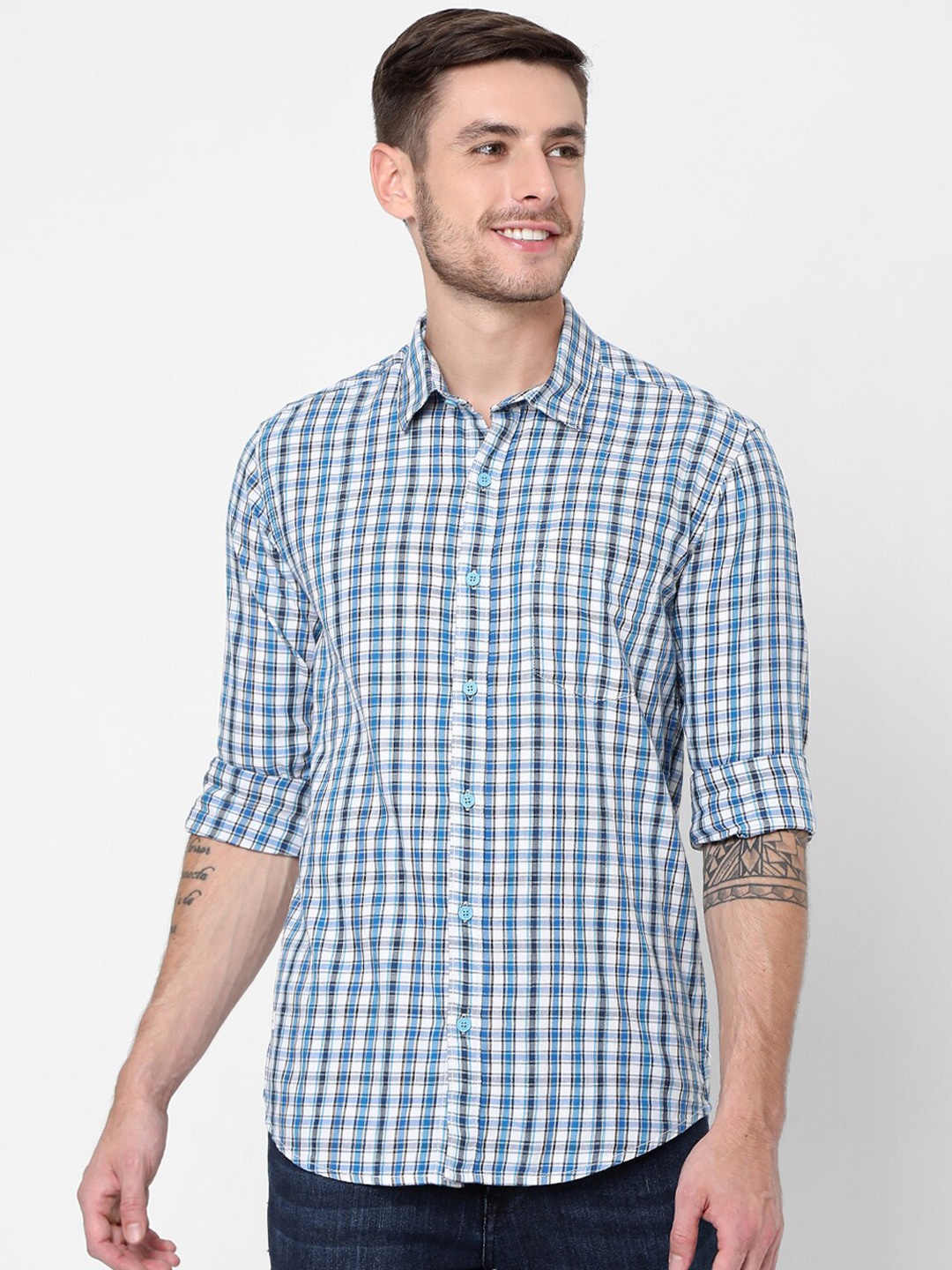 

Mufti Men White Slim Fit Checked Pure Cotton Casual Shirt