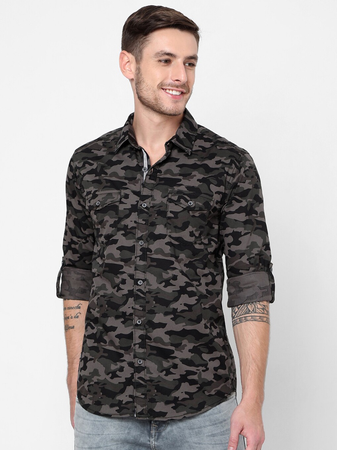 

Mufti Men Olive Green Slim Fit Printed Casual Shirt