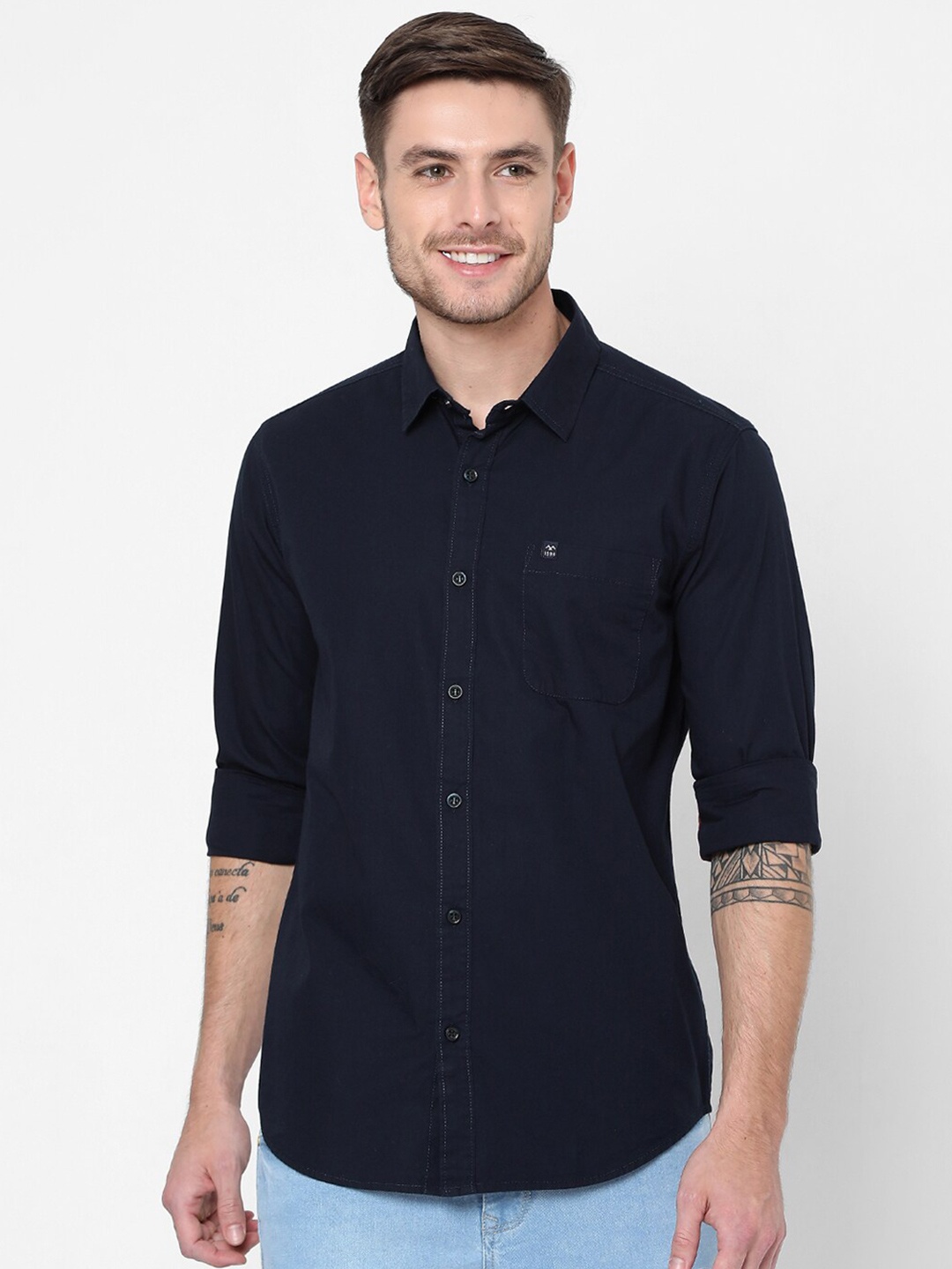 

Mufti Men Navy Blue Solid Slim Fit Pure Cotton Casual Shirt