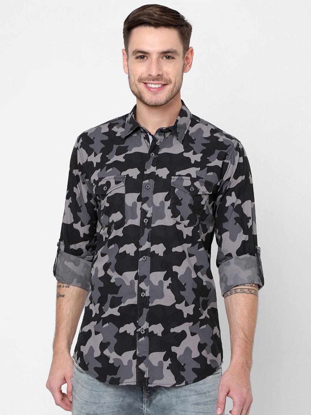 

Mufti Men Grey Slim Fit Printed Pure Cotton Casual Shirt