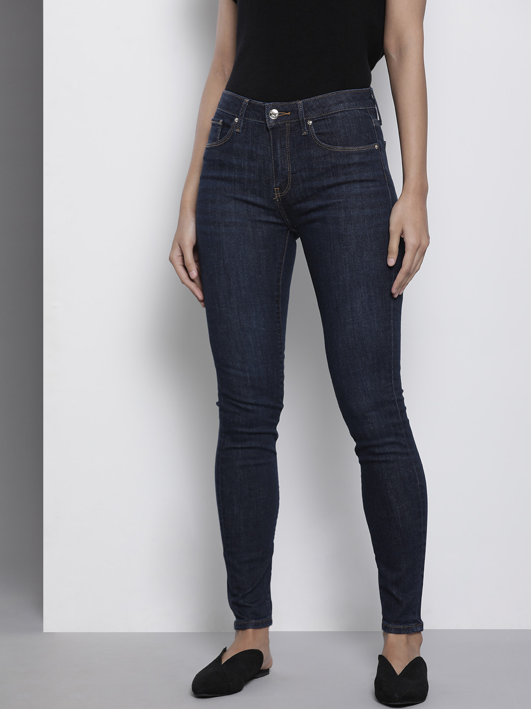 

Tommy Hilfiger Women Blue Como Skinny Fit Mid Rise Light Fade Stretchable Jeans