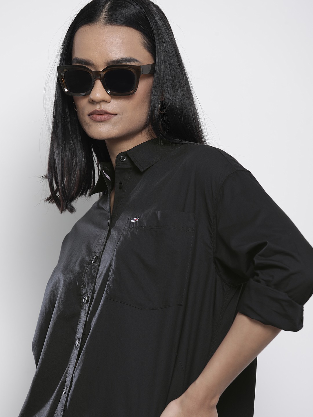 

Tommy Hilfiger Women Black Oversized Solid Pure Cotton Casual Shirt