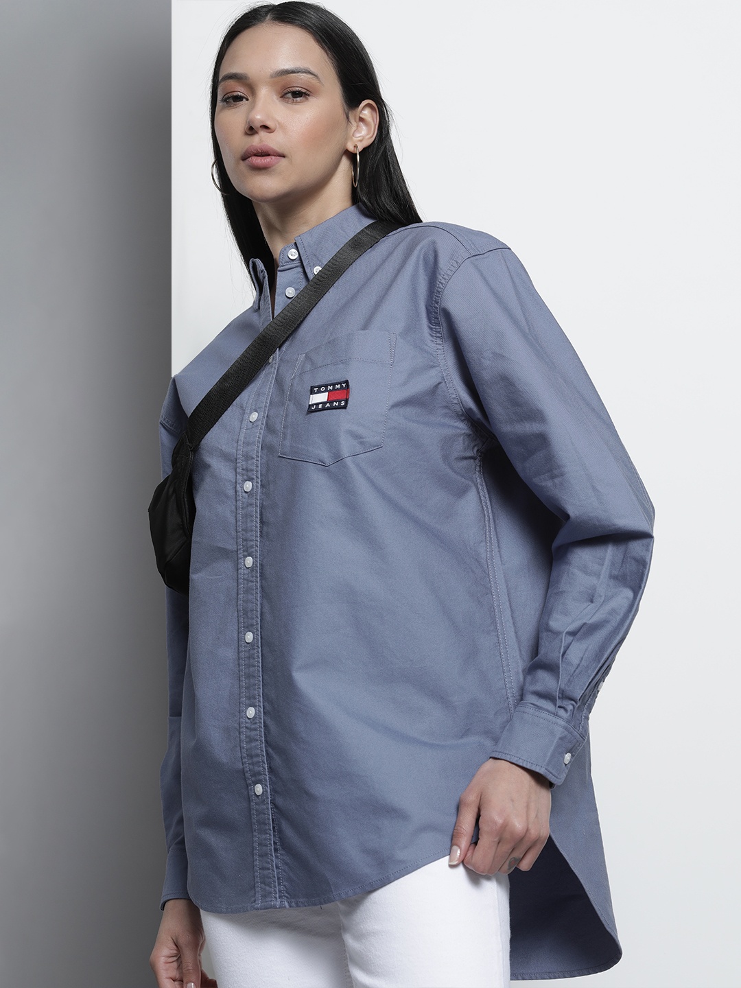 

Tommy Hilfiger Women Blue Solid Boxy Pure Cotton Casual Shirt