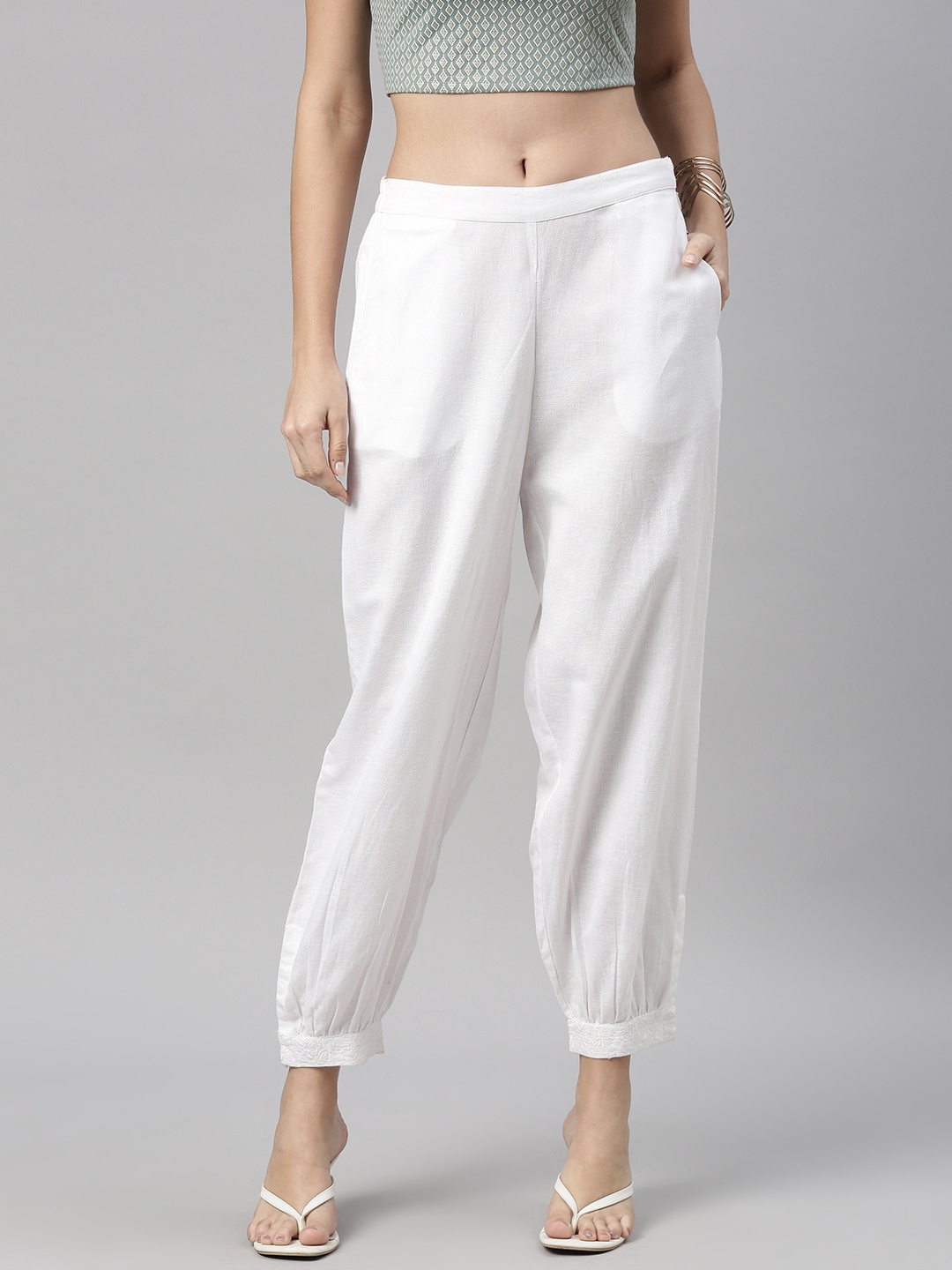 

Global Desi Women White Solid Thread Detailing Straight Fit Trousers