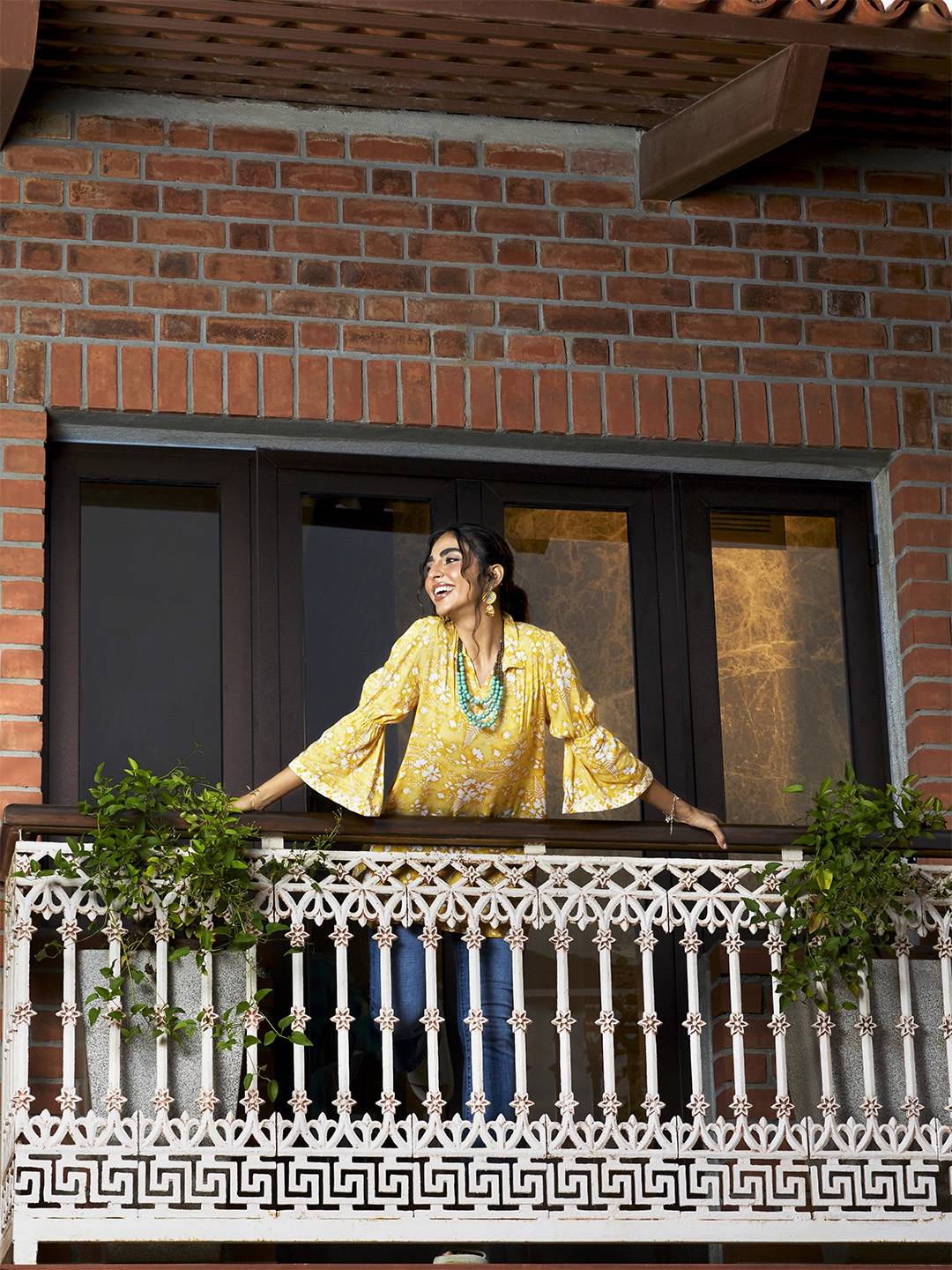 

Global Desi Women Mustard & White Floral Printed Shirt Collar Tunic