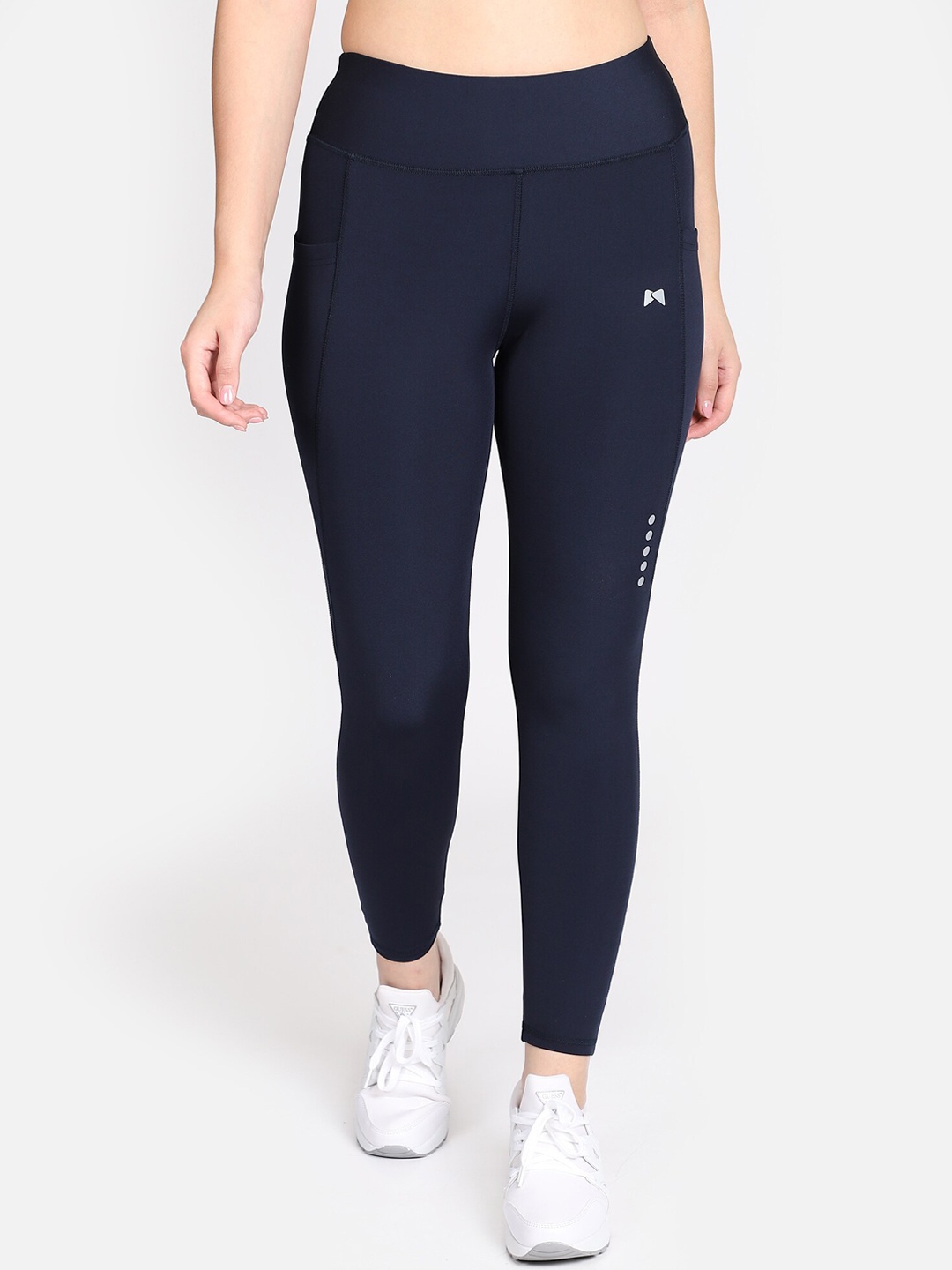 

MUSCLE TORQUE Women Navy Blue Solid Skinny Fit Tights