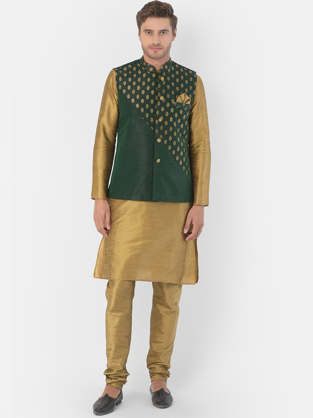 

DEYANN Men Green Angrakha Dupion Silk Kurta with Pyjamas