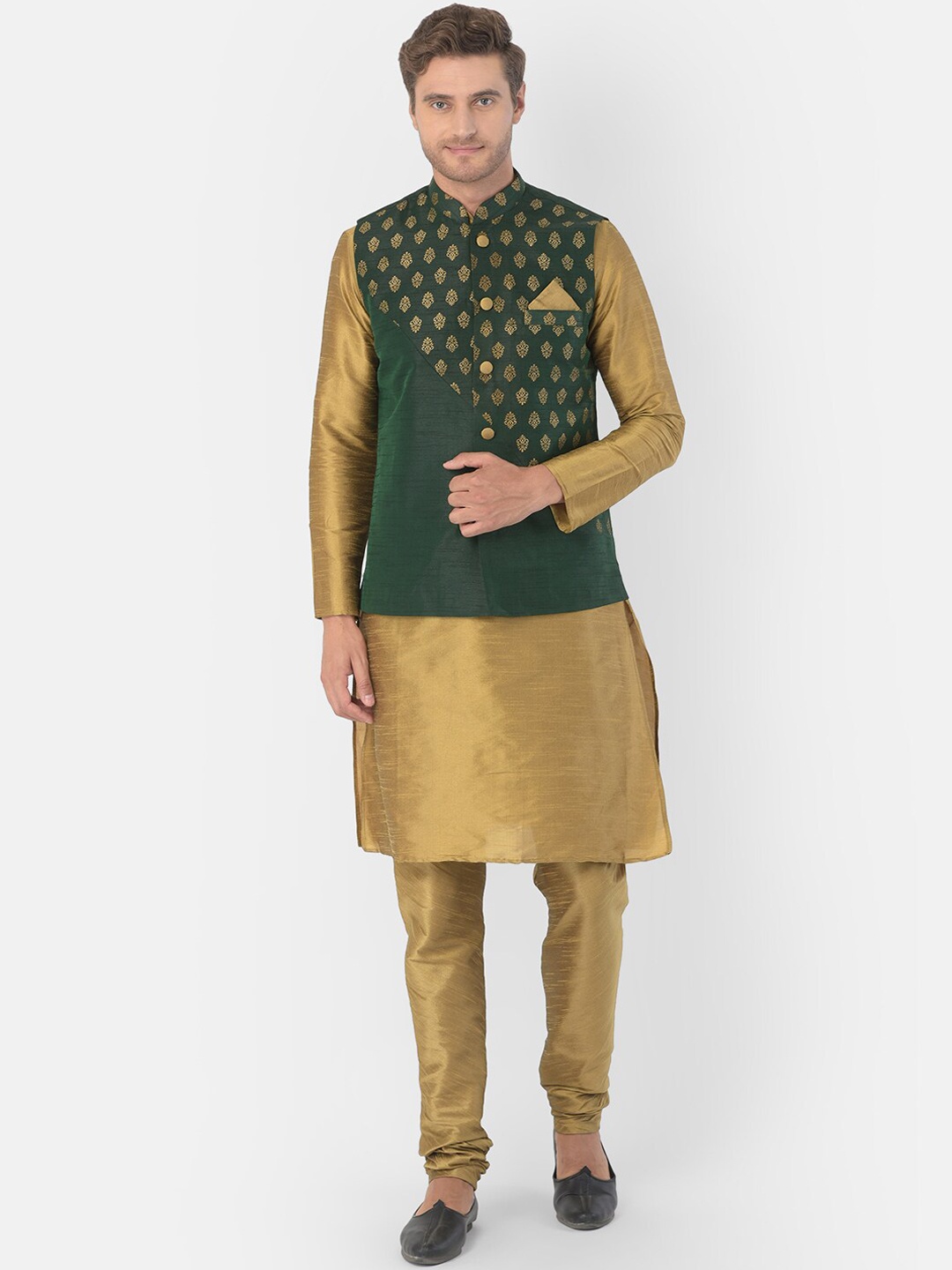 

DEYANN Men Green Dupion Silk Kurta with Churidar