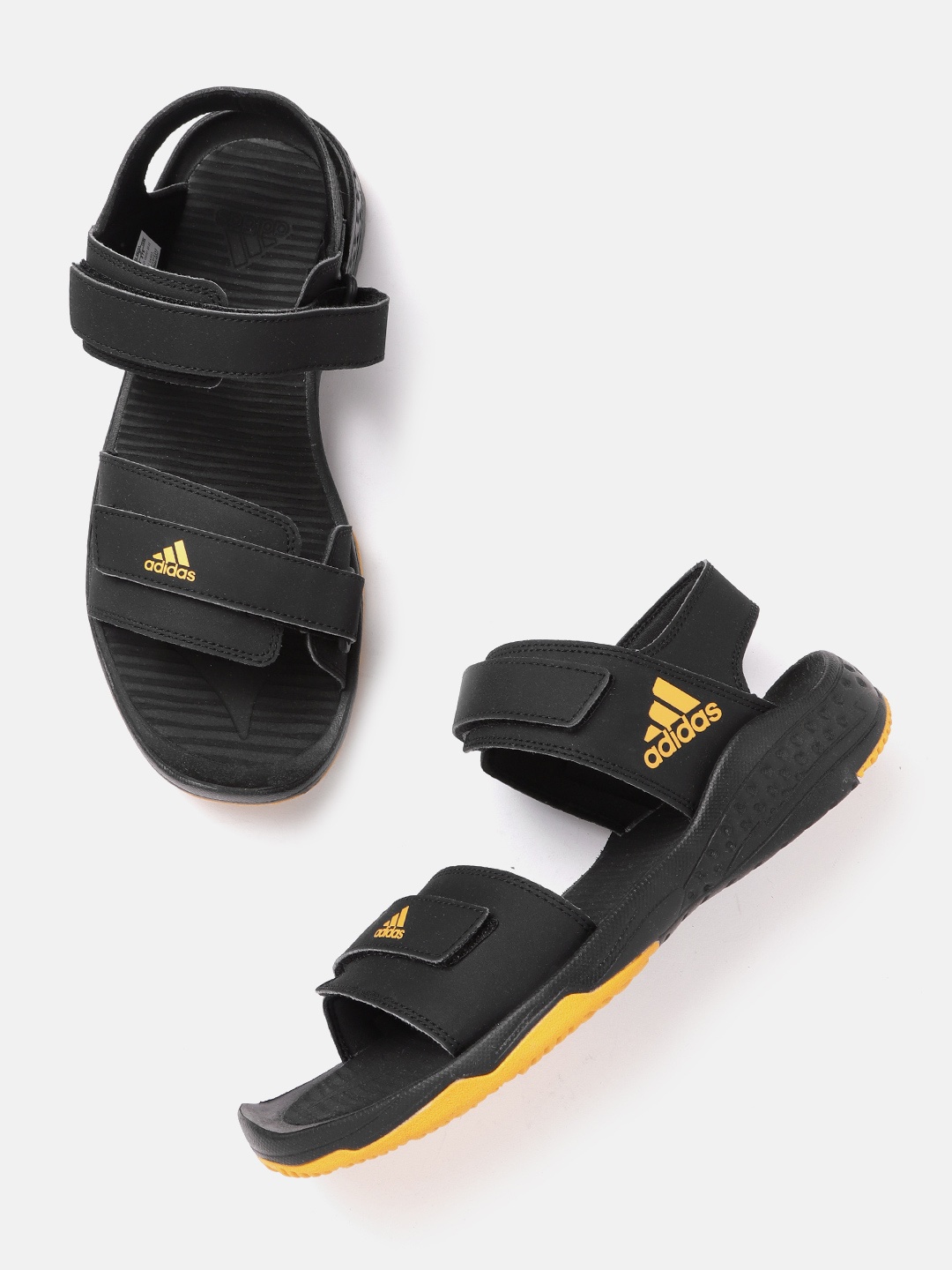 

ADIDAS Men Black & White Printed Victeez Sports Sandals