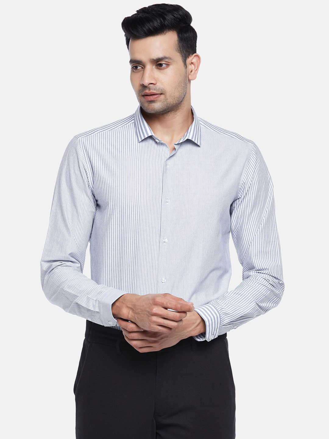 

BYFORD by Pantaloons Men Blue Slim Fit Striped Pure Cotton Formal Shirt