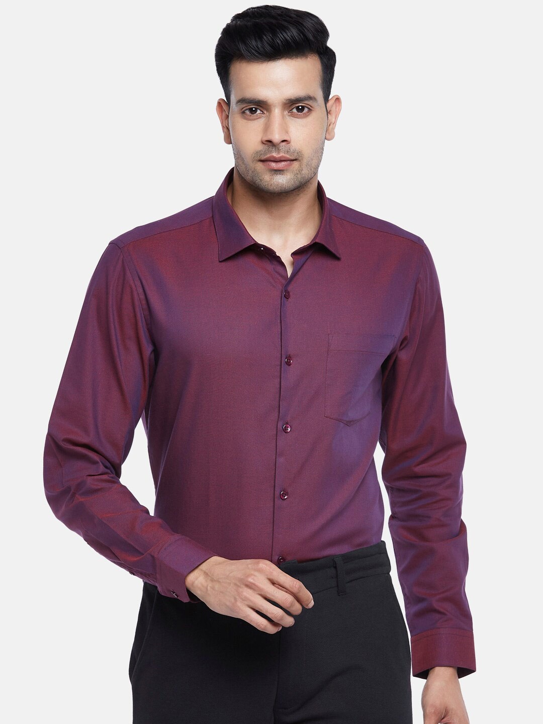 

BYFORD by Pantaloons Men Maroon Slim Fit Cotton Semiformal Shirt