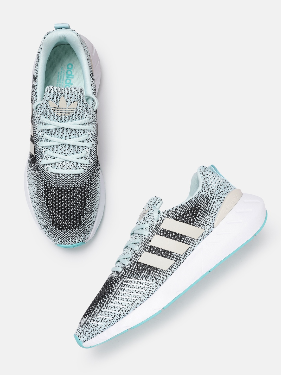 

ADIDAS Originals Women Sea Green & Black Woven Design Swift 22 Sneakers