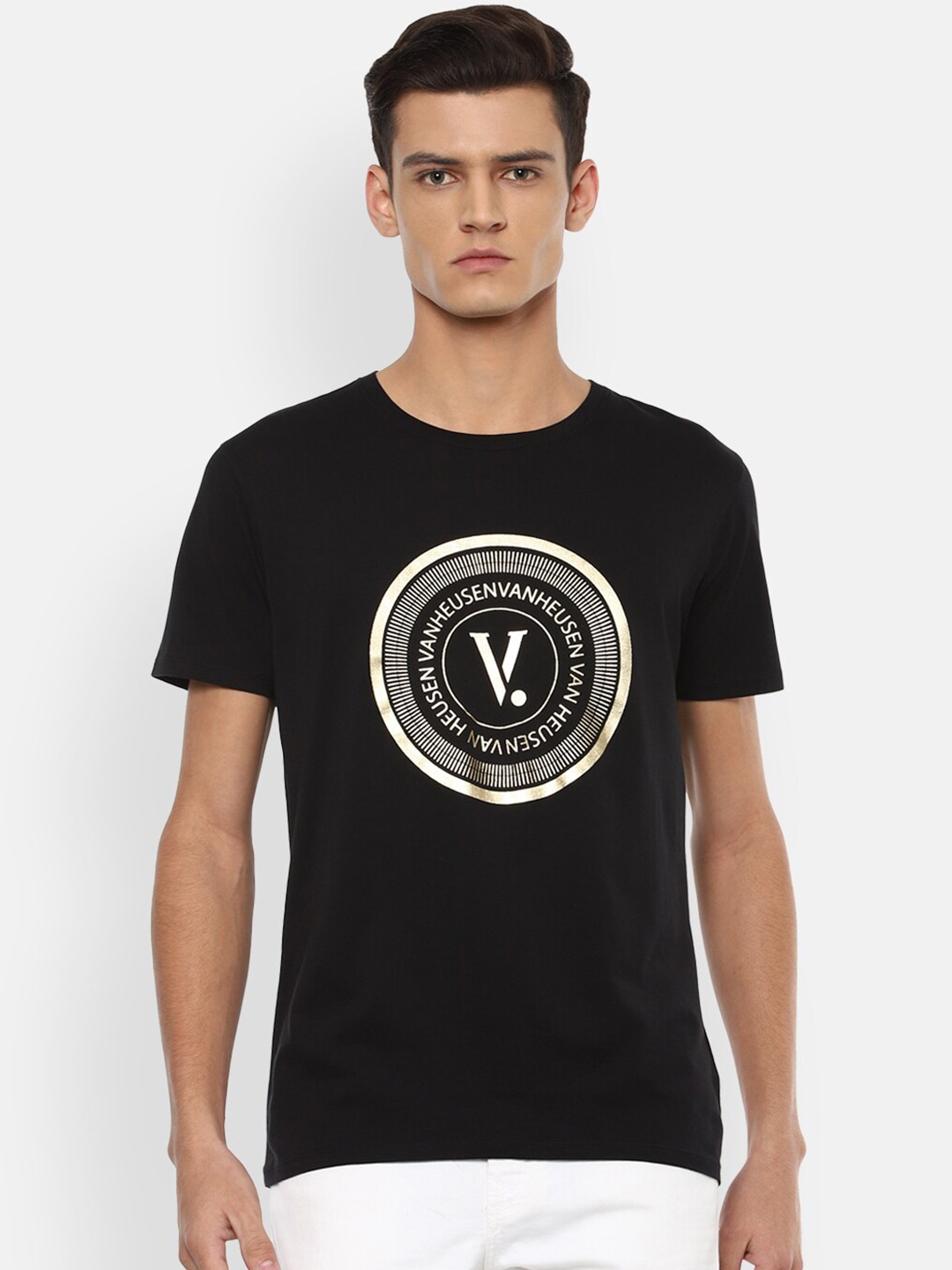 

V Dot Men Black Typography Printed Slim Fit T-shirt