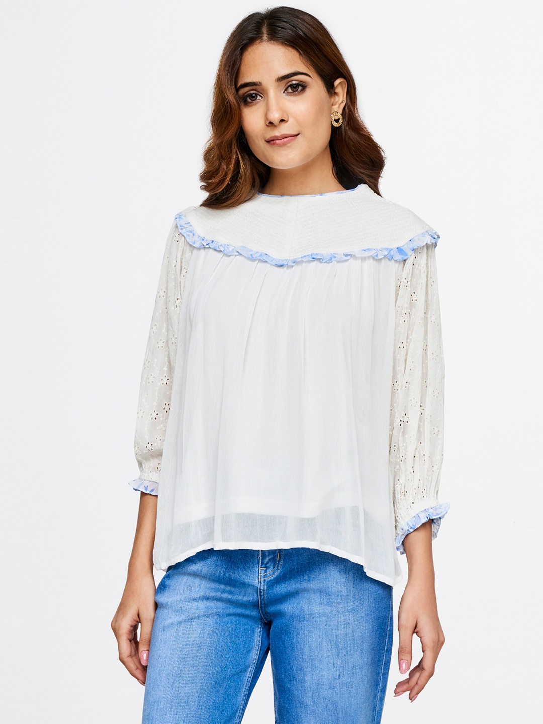 

AND Smocked Detail Schiffli Puff Sleeve Top, White