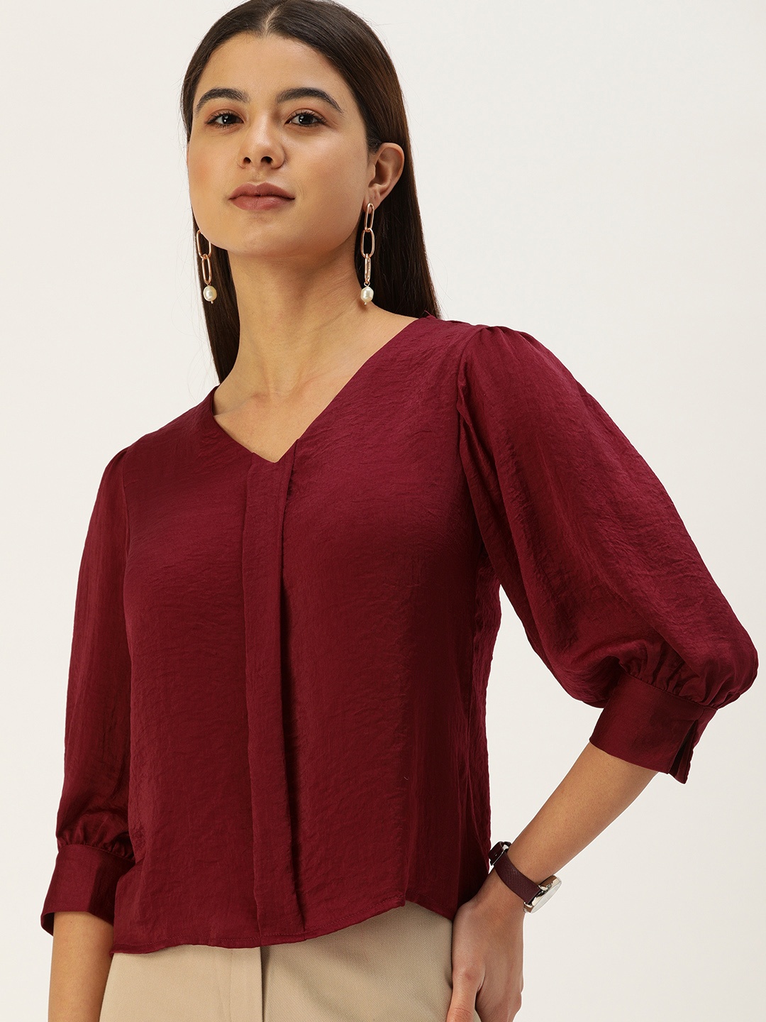 

AND Maroon Solid Bishop Sleeves V-Neck Regular Top