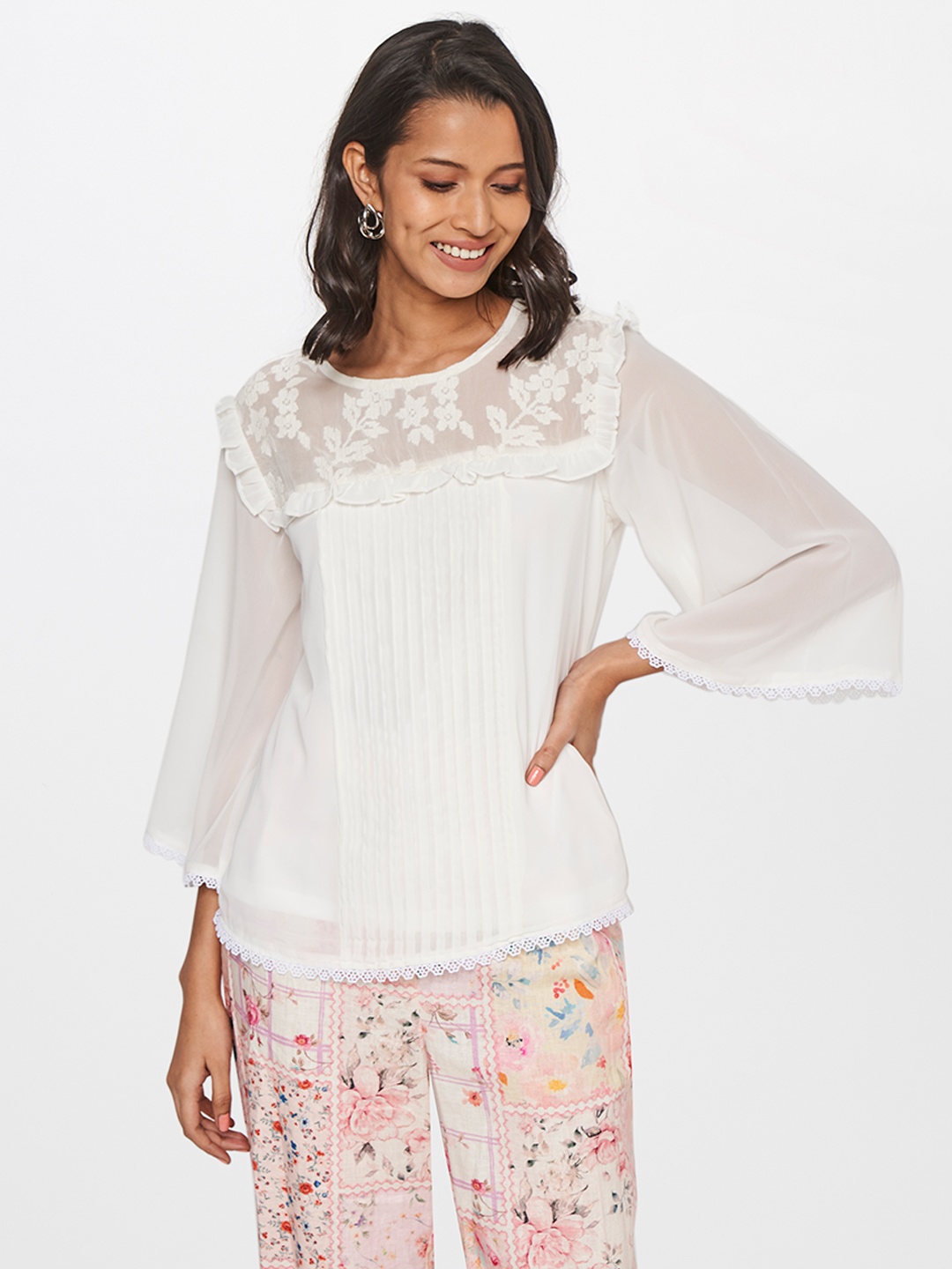 

AND Floral Detail Flared Sleeve Top, Off white