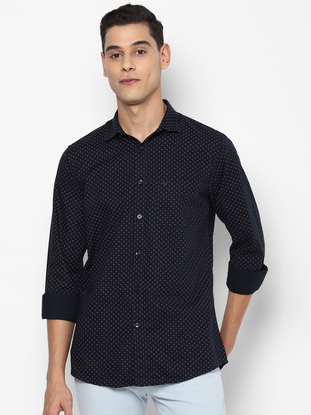 

Allen Solly Men Navy Blue Slim Fit Printed Pure Cotton Casual Shirt
