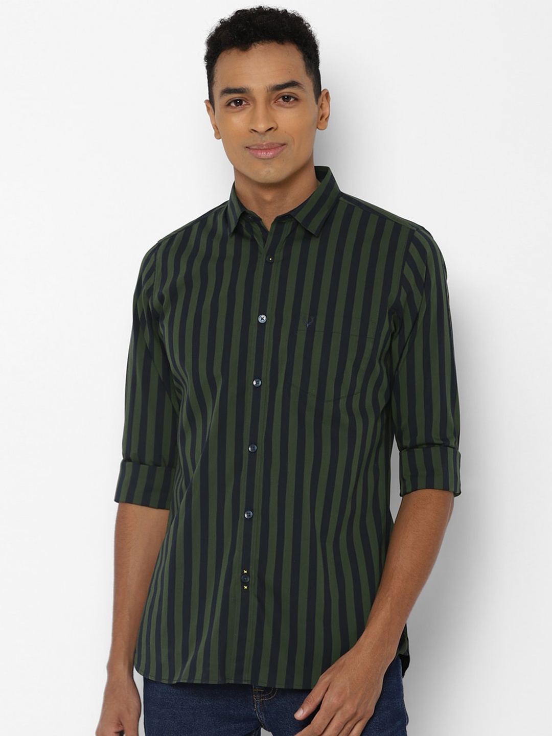 

Allen Solly Men Green Slim Fit Striped Casual Shirt