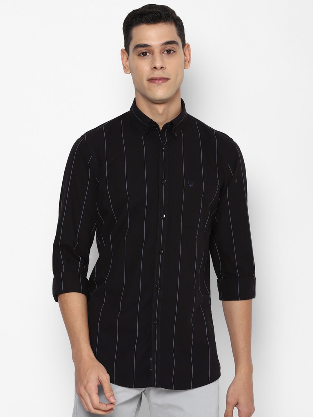 

Allen Solly Men Black Slim Fit Striped Casual Shirt