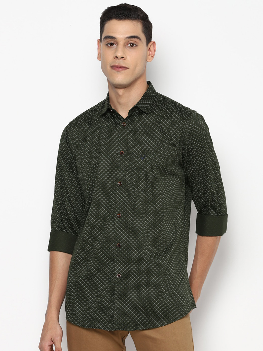 

Allen Solly Men Olive Green Slim Fit Printed Pure Cotton Casual Shirt