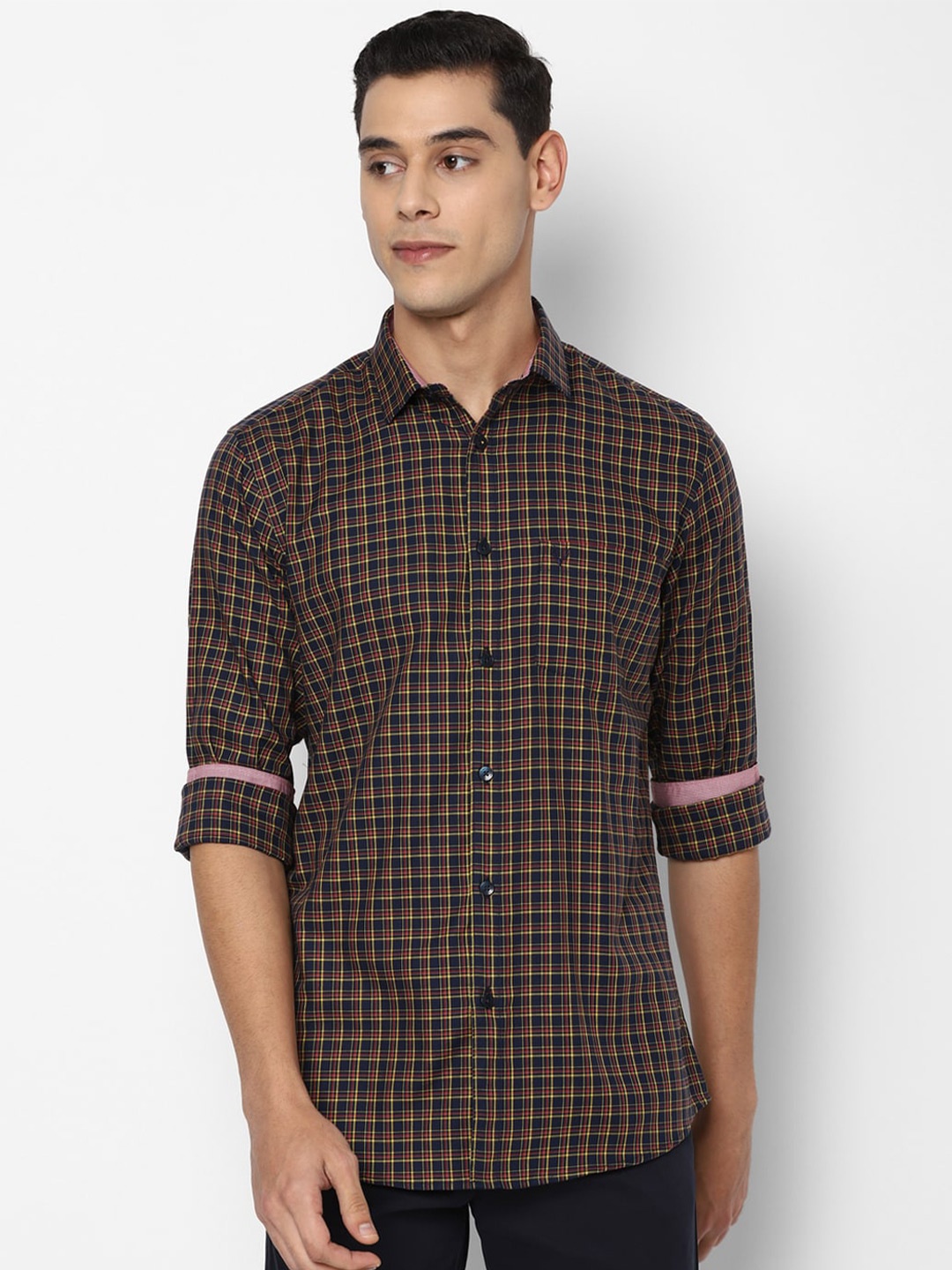 

Allen Solly Men Navy Blue Slim Fit Checked Pure Cotton Casual Shirt