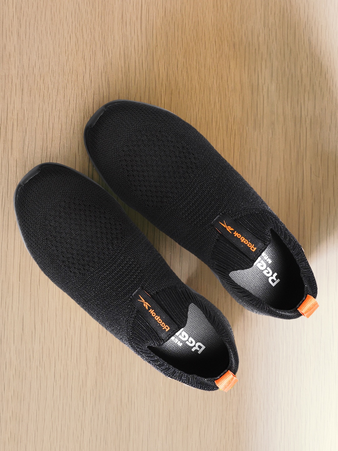 

Reebok Men Black Woven Design Druhan 2.0 Walking Shoes