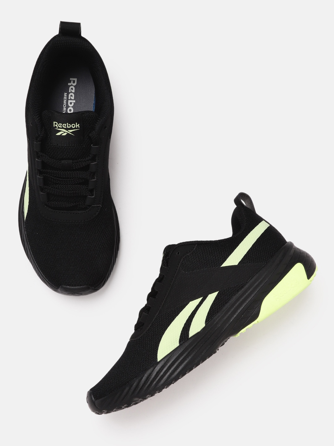 

Reebok Women Black & Green Woven Design Fast Approach 2.0 Running Shoes