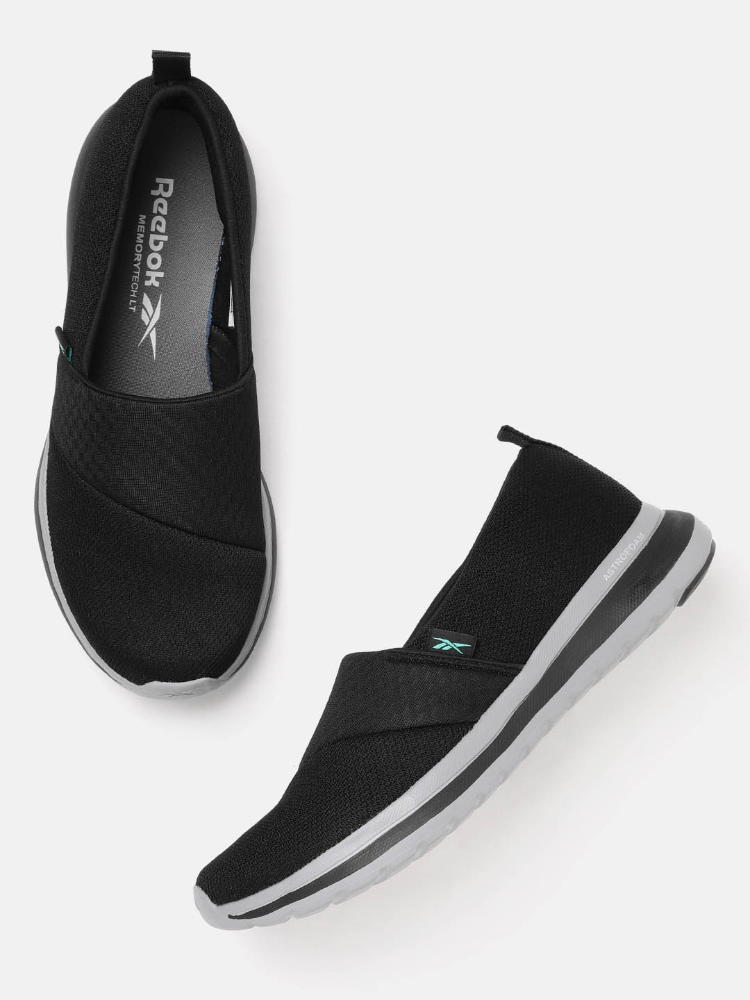

Reebok Men Black Fortune Walker Memory Tech Foam Woven Design Shoes