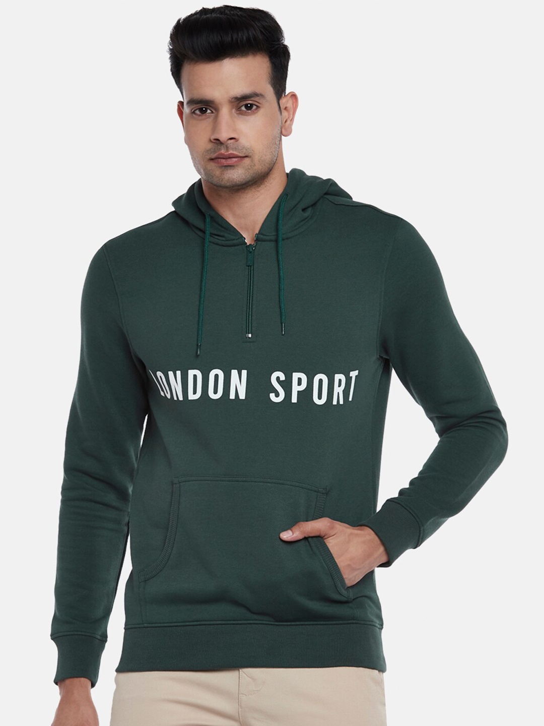 

BYFORD by Pantaloons Men Green Printed Sweatshirt